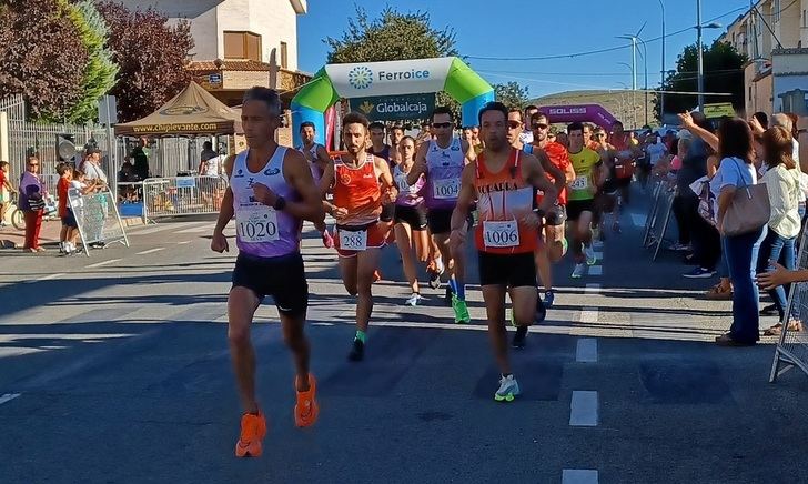 Severino Felipe marca el ritmo en la Carrera 10K de Pozo Cañada del Circuito de Carreras de la Diputación de Albacete