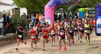 Hernández Navajas logra su décima victoria en la XVI Carrera Popular de Fuentealbilla