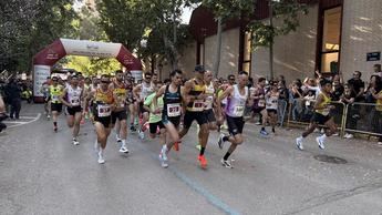 César López y Mari Carmen Risueño se coronan nuevamente en el Medio Maratón de Almansa