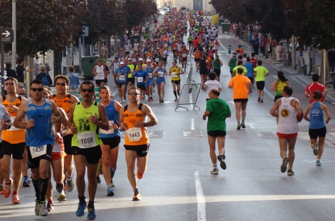 La Media Maratón Ciudad Hellín llega este domingo y rinde homenaje a Honorio Soria Cifo