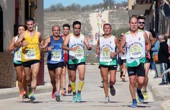 500 atletas participarán en la XII Carrera “Memorial Samuel Andújar” de Hoya Gonzalo
