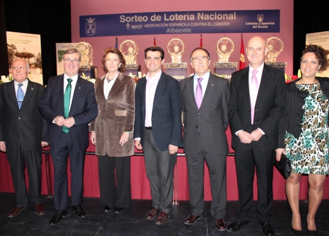 Albacete fue sede del sorteo de Lotería Nacional, a favor de la asocación contra el cáncer
