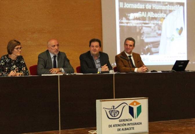 La II Jornada de humanización del área de Atención integrada de Albacete resalta el compromiso de los profesionales