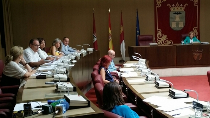 El portavoz socialista en el Ayuntamiento de Albacete expuso la rotunda oposición del PSOE a la reforma electoral de Castilla-La Mancha