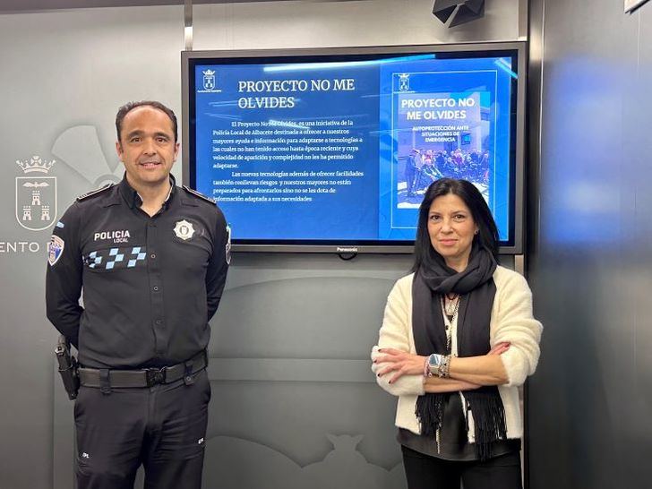 La Policía Local de Albacete lanza el programa ‘No me olvides’ para proteger a los mayores de emergencias y fraudes