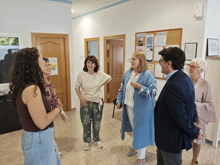 El Ayuntamiento reafirma su compromiso con las asociaciones sociosanitarias en la inauguración de Lassus