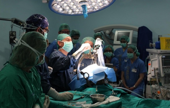 60 cirugías de parkinson en Albacete desde que se implantó esta técnica hace 10 años