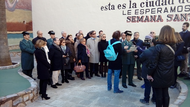 El jardín de la calle Mesones de Hellín es dedicado al sacerdote Lázaro Fernández Falcón