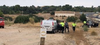 Una muerta y una herida grave al chocar un turismo y un camión en Motilleja (Albacete)