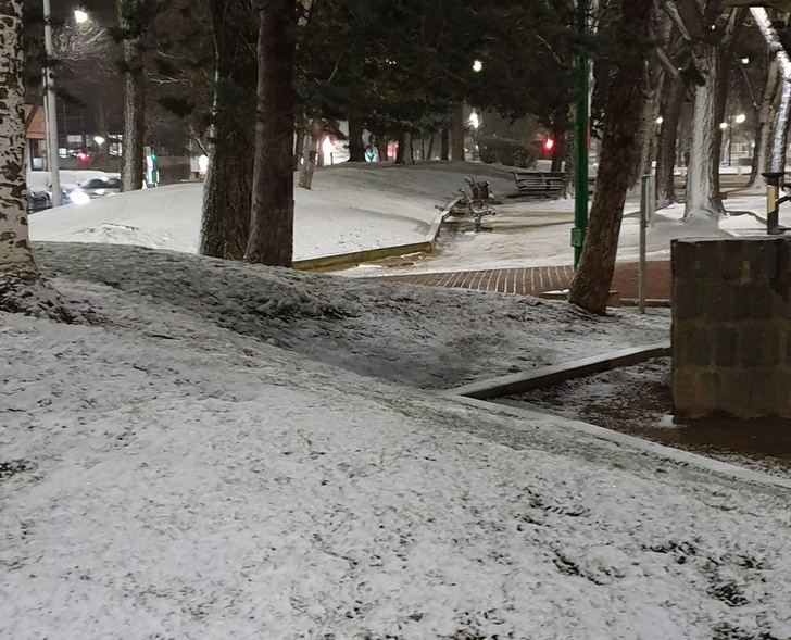 El temporal de nieve que afecta a casi toda la provincia de Albacete, también llega a la capital