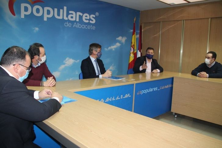 González Terol y Manuel Serrano (PP) presiden la puesta en marcha de las Vicesecretarías de ‘Rescate Económico' en Albacete 