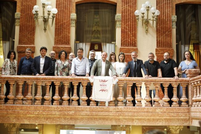 El alcalde de Albacete invita a animar a los atletas que tomarán parte en el XXV Medio Maratón