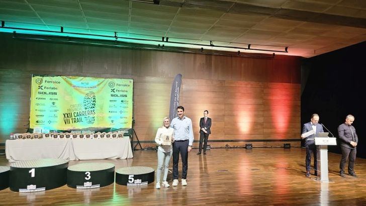 La Media Maratón de Hellín recibe el premio a la ‘Carrera más sostenible’ de la Diputación de Albacete