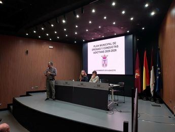 Inauguran Jornadas para la Prevención de Adicciones con Enfoque Interdisciplinar