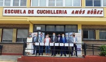 La Escuela de Cuchillería de Albacete celebra sus 20 años de existencia