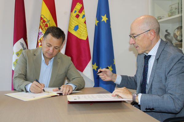 El Ayuntamiento de Albacete y El Corte Inglés firman un convenio para desarrollar acciones de promoción de la igualdad
