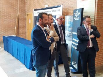 El Ayuntamiento de Albacete anima a las empresas a aprovechar las oportunidades de negocio con el desarrollo tecnológico militar