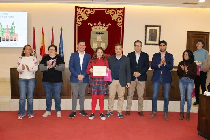 El alcalde de Albacete se compromete a tener en cuenta las propuestas del Pleno infantil