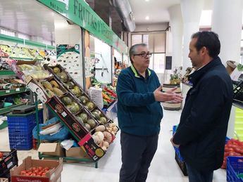 El Ayuntamiento de Albacete instala una nueva cámara frigorífica para frutas y verduras en el Mercado de Carretas