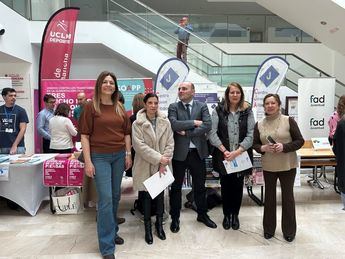 La concejala de Juventud de Albacete anima a los universitarios a acudir a los recursos de ayuda psicológica 