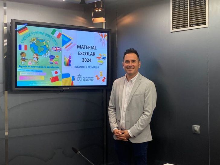 El Ayuntamiento de Albacete amplía un 75% el presupuesto de ayudas para material escolar y creará el ‘cheque idioma’