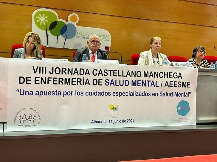 Navarro destaca la importancia de la formación para profesionales de Enfermería de cara a “mejorar la atención en Salud Mental”