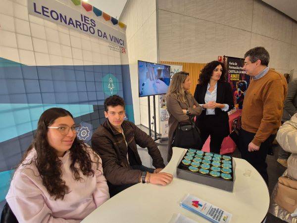 Inaugurada la II Feria de Formación Profesional en la Casa de la Cultura José Saramago