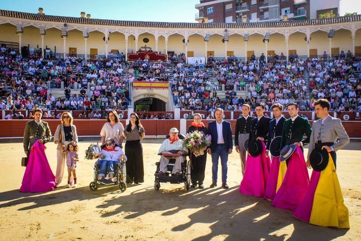 El alcalde Manuel Serrano celebra el éxito del XXXV Festival Taurino con una recaudación de más de 15.000 euros para el Cotolengo