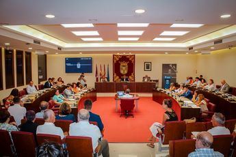 El Ayuntamiento de Albacete concede la Medalla de Oro a Feda por su contribución al progreso local