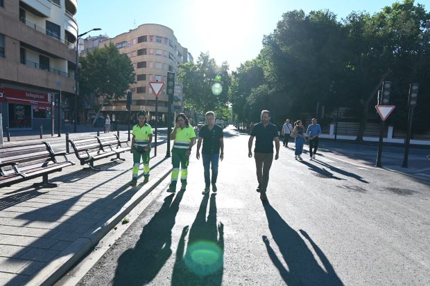 Más personal para mejorar el servicio de mantenimiento de zonas verdes en la Feria