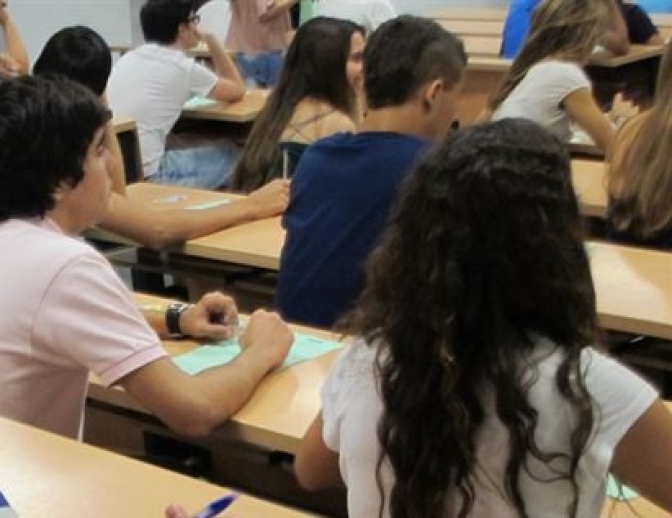 La convocatoria de Selectividad 2014 en Castilla-La Mancha comienza el 10 de junio y se examinarán unos 7.500 alumnos