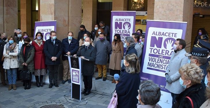 25N: Albacete muestra su repulsa hacia las violencias machistas