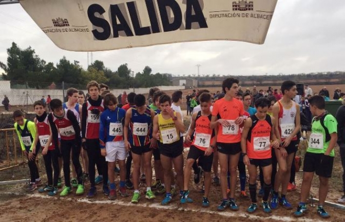 Más de 500 jóvenes atletas participaron en Cenizate en la primera prueba de la fase provincial de campo a través de Deporte en Edad Escolar