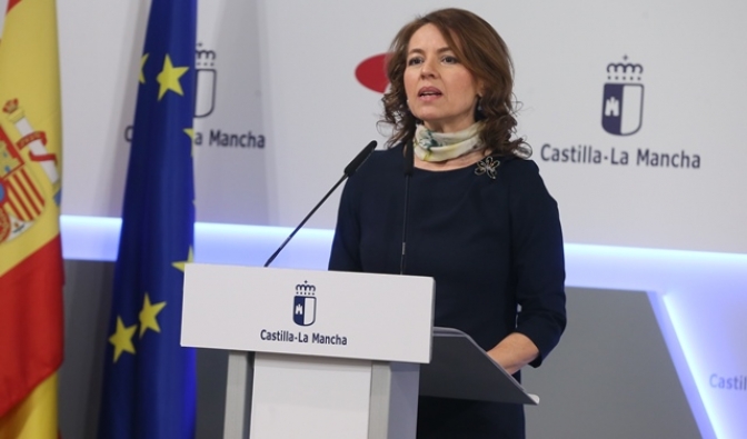 La Junta de Castilla-La Mancha aumenta el presupuesto y los beneficiarios para sus programas de ayuda a la familia y la infancia