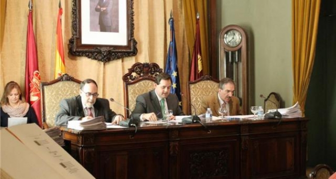 El Pleno de la Diputación aprueba convocatorias y convenios por valor de 5,1 millones de euros
