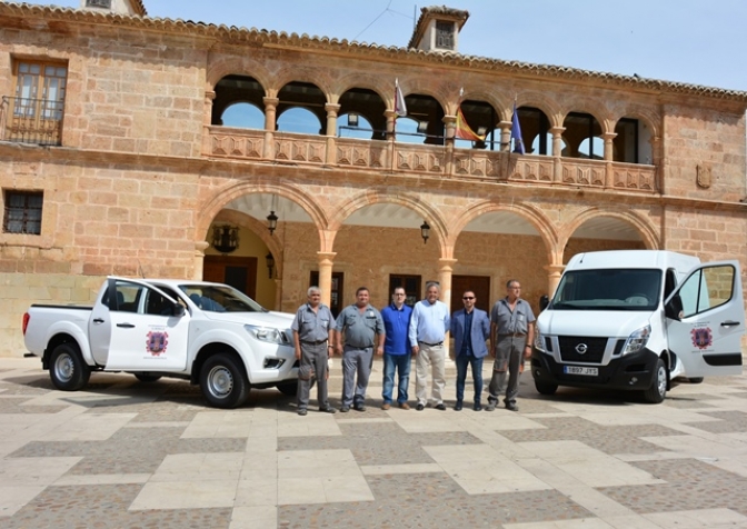 El Ayuntamiento de El Bonillo adquiere dos nuevos vehículos de servicios múltiples