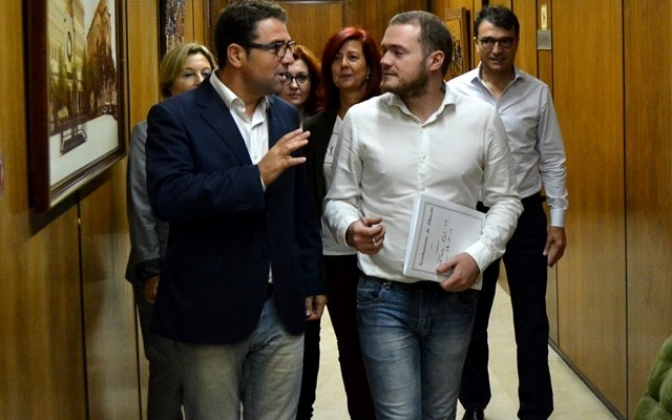 El PSOE de Albacete quiere “obligar” al alcalde a “respetar la democracia del pleno”