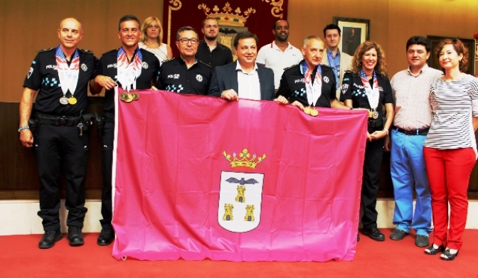 Los policías locales de Albacete ‘lucen’ las 11 medallas logradas en los Juegos Mundiales