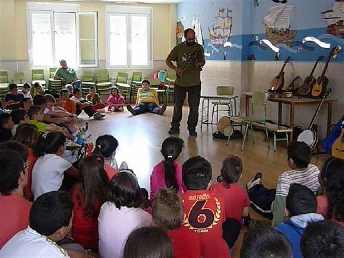 ‘Cantos, cuentos y otras cuentas’, espectáculo infantil este sábado el Librería Nemo