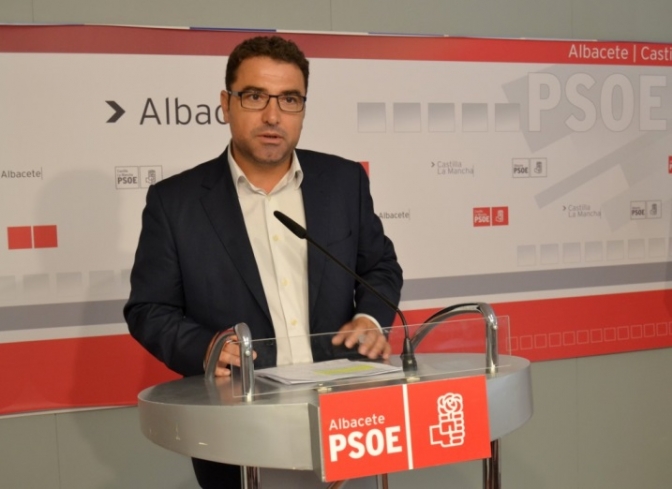 El PSOE de Albacete critica a la Junta por modificar el baremo para el concurso general de traslados