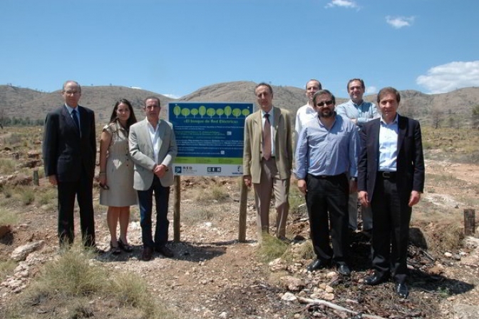 Inaugurado el Bosque de Red Eléctrica en Hellín con una inversión de más de 200.000 euros y la reforestación de 111 hectáreas afectadas por incendios