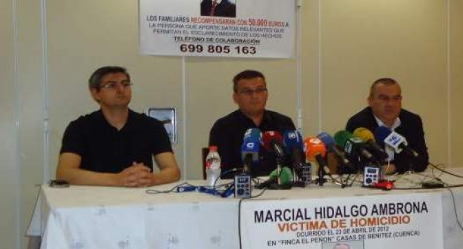 La familia de Marcial Hidalgo, el exalcalde La Gineta, ofrece 50.000 euros por pistas sobre el crimen