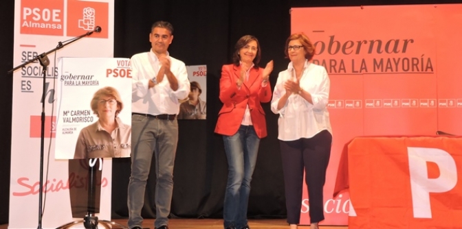ELECCIONES. Rosa Aguilar (PSOE) lamenta en Almansa el trato “intolerable e inhumano” de Cospedal con los dependientes