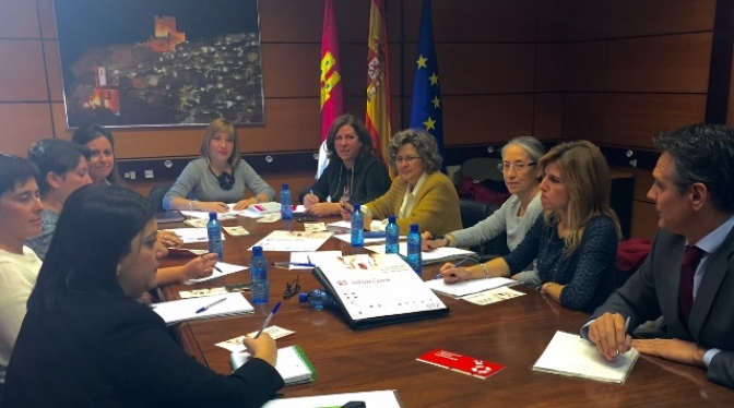 La oficina de intermediación hipotecaria de Albacete incluye en su programa la colaboración del colegio de registradores y notarios