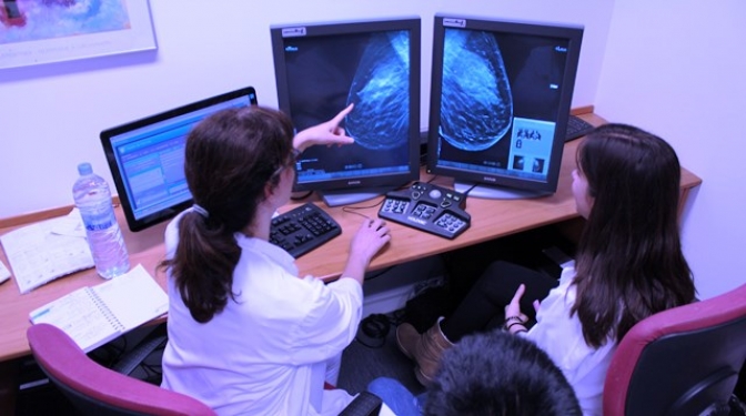 La Unidad de Patología Mamaria del Hospital de Toledo, premiada por un trabajo de cáncer de mama