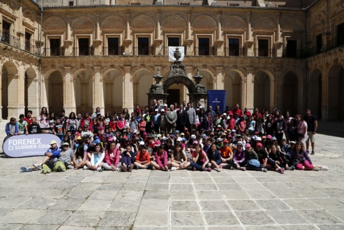 La concejal de Educación acompaña a los niños del Colegio Virgen de los Llanos de Albacete en una de las actividades de inmersión lingüística
