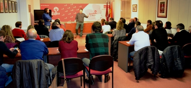 La agrupación local del PSOE de Albacete constituye su comité electoral con 55 personas