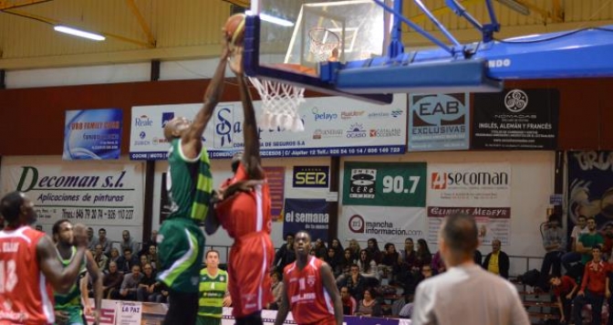 El Albacete Basket cayó por un punto en el último segundo en Alcázar de San Juan (77-76)