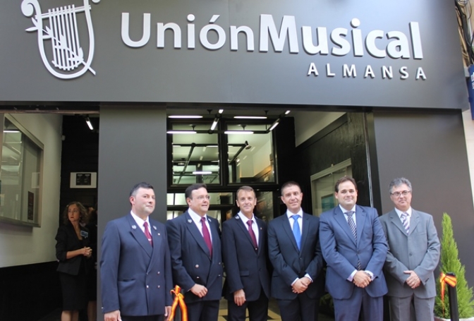 Inaugurado el Auditorio de la Unión Musical de Almansa, tras la reforma del antiguo cine