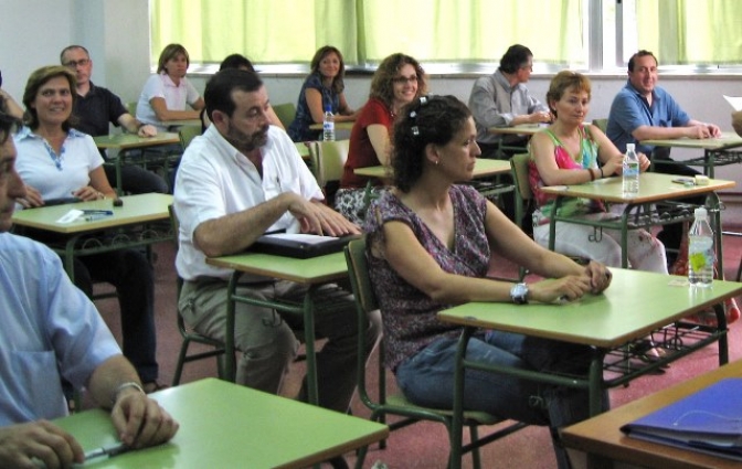 Castilla-La Mancha convocará en marzo oposiciones de educación secundaria, según señalan los sindicatos